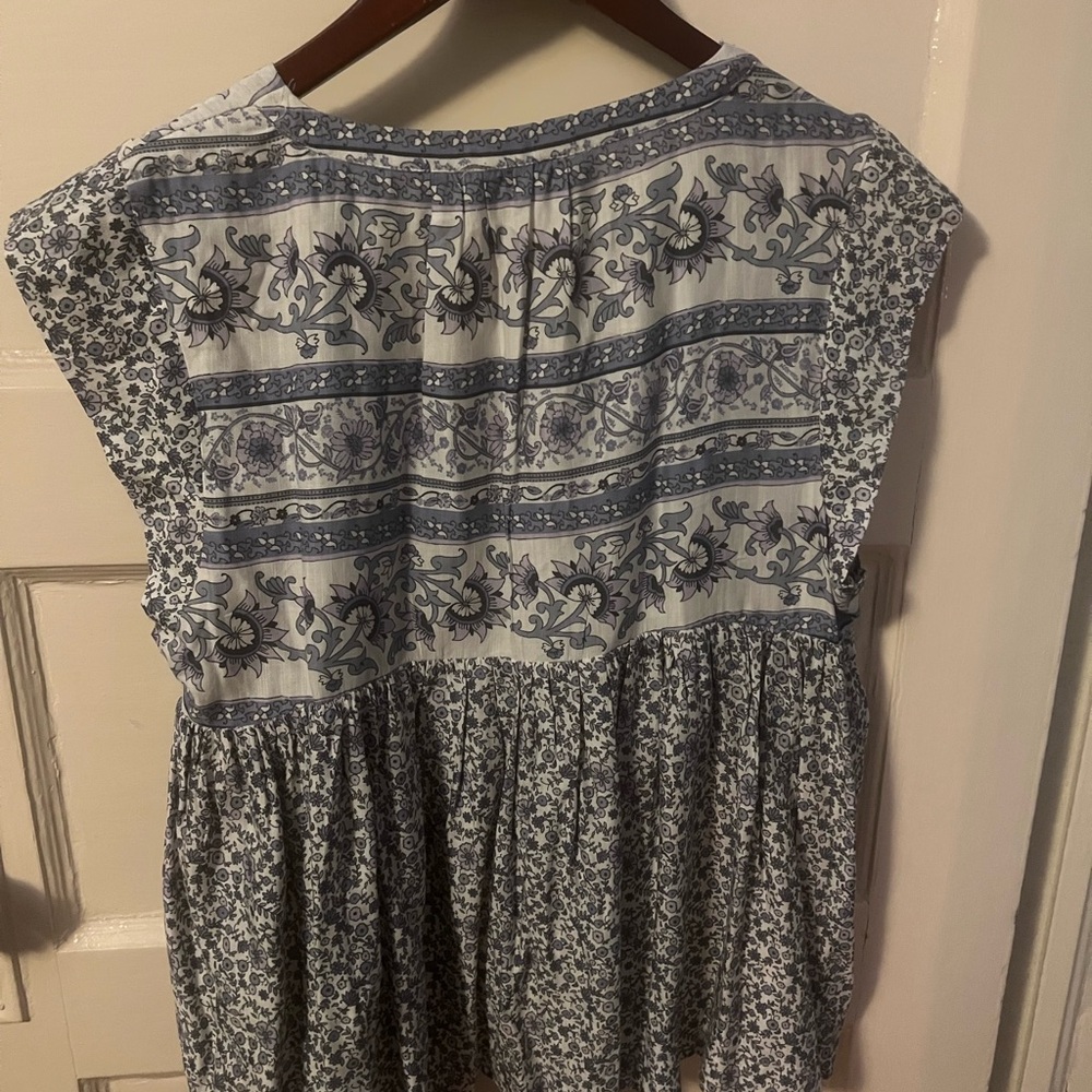 Lucky Brand Floral Shirt in M - Picture 4 of 4